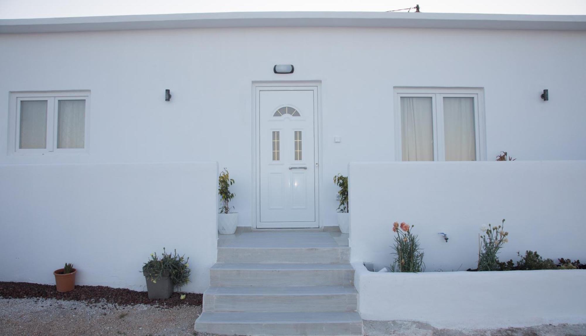 Village Anto Fira Exterior photo